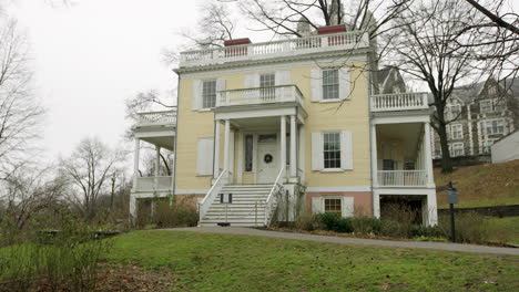 Alexander-Hamilton-House-In-New-York-City-in-Winter