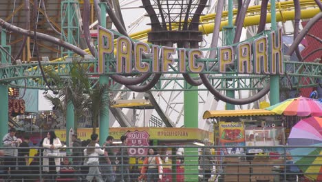 Santa-Monica-Pier-Park---Tageslicht