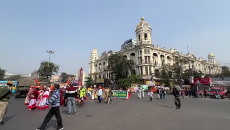 Wide-angle-side-view-of-a-protest-going-on-to-disclose-the-death-of-Netaji-Subhash-Chandra-Bose-in-Kolkata,-India