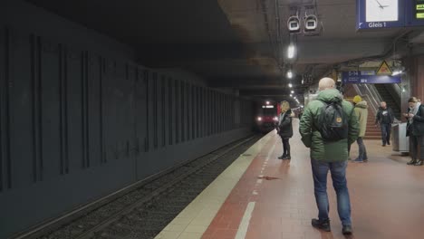 Subway-Station-at-Hamburg-Hauptbahnhof