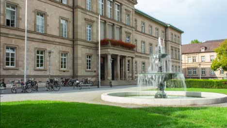 Zeitraffer-Der-Alten-Einzigartigen-Universität-Tübingen,-Neue-Aula