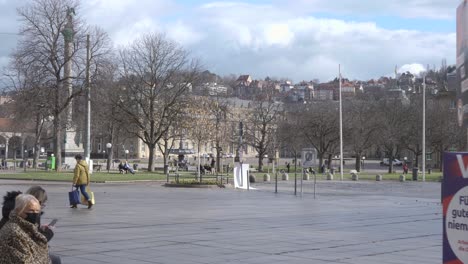 Schlossplatz-In-Central-Stuttgart,-Germany