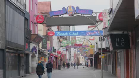 Empty-Reeperbahn-during-Covid-19-Pandemic-Lockdown-in-Hamburg,-Germany-with-closed-nightclubs