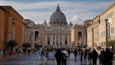 Distant-view-of-the-entry-to-St