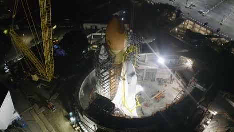 Space-craft-and-a-rocket,-at-a-the-California-ScienCenter-in-LA---orbit,-drone-shot