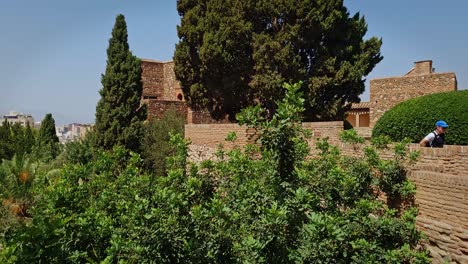 Alcazaba-De-Málaga,-Andalucía,-España,-Fortaleza-árabe-Encaramada-Sobre-La-Ciudad,-Historia-Y-Cultura-Musulmana