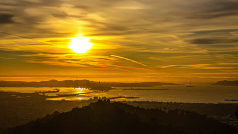 San-Francisco-Ciudad-Urbano-Edificio-Paisaje-Urbano-Centro-Atardecer-Lapso-De-Tiempo