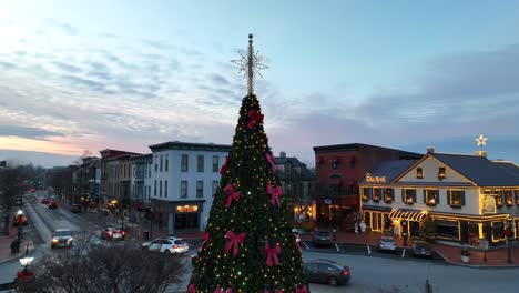 Vista-Panorámica-Del-Centro-Del-Pueblo-Navideño