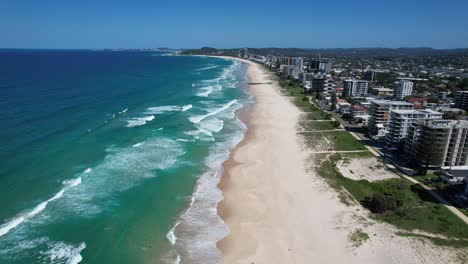 Palm-Beach---Goldküste---Queensland-Qld---Australien---Drohnenaufnahme