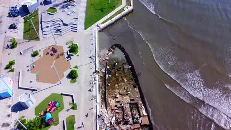 Hermosa-Vista-Aerea-Con-Drone-Del-Puerto-De-Boca-Del-Rio,-Veracruz