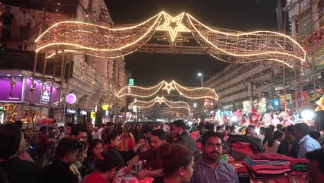 The-streets-of-Kolkata-are-decorated-with-light-and-shame-on-Christmas