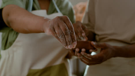 Couple-making-cookies