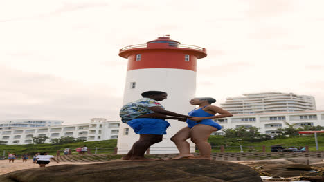 Schönes-Paar-Am-Strand