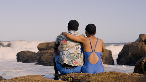 Linda-Pareja-En-La-Playa