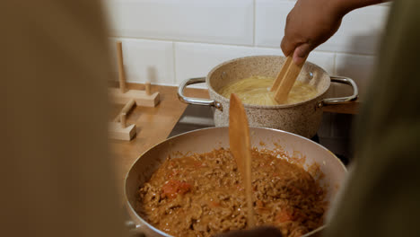 Leute,-Die-Abendessen-Kochen