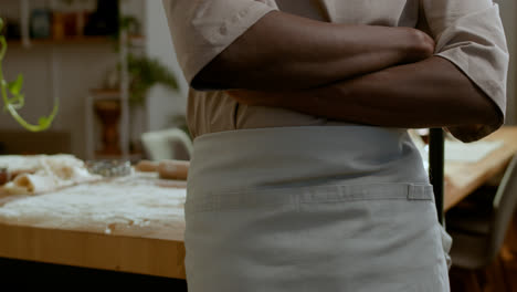 Man-posing-in-the-kitchen