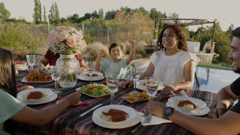 Family-lunch