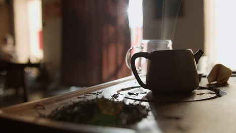 Teezeit-Im-Café