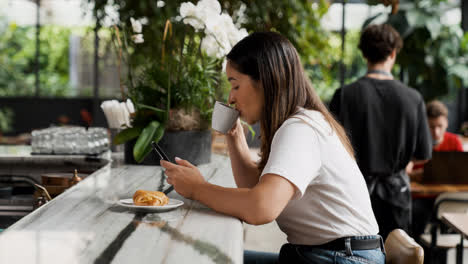 Woman-using-phone