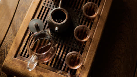 Set-of-tea-containers-on-table