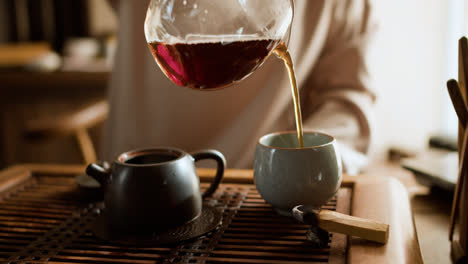 Woman-pouring-liquids