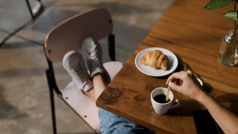 Desayuno-En-Una-Mesa