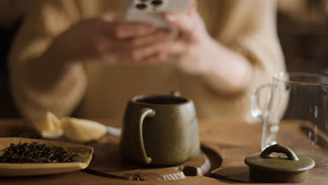 Set-of-tea-containers-on-table