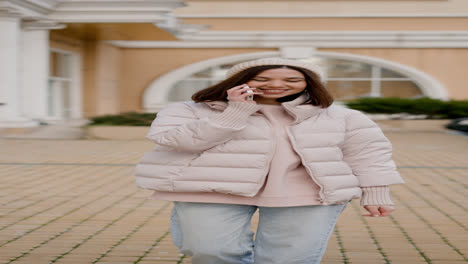 Woman-walking-on-the-street