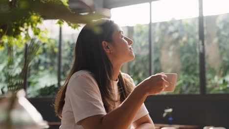 Woman-drinking-coffee