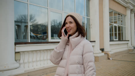 Woman-walking-on-the-street