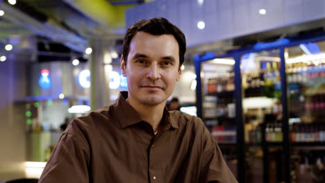 Man-posing-at-the-restaurant