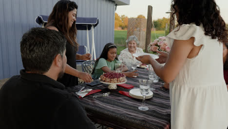 Family-lunch