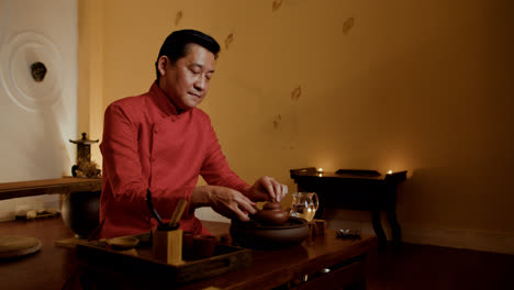 Asian-tea-master