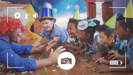 Fotografieren-Von-Kindern-Auf-Einer-Party-Mit-Einer-Digitalkamera