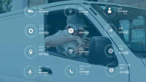 Animación-Del-Procesamiento-De-Datos-Contra-Un-Repartidor-Caucásico-Hablando-Por-Walkie-Talkie-En-Su-Camioneta