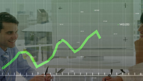 Animation-Von-Finanzdaten-Und-Diagrammen-über-Verschiedene-Geschäftsleute-Im-Büro