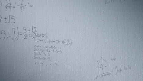 Animación-Del-Procesamiento-De-Datos-Matemáticos-Sobre-Fondo-Gris