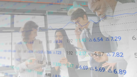 Animación-Del-Procesamiento-De-Datos-Financieros-Sobre-Diversos-Empresarios-En-El-Cargo