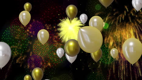 Animation-Von-Goldenen-Und-Silbernen-Luftballons-Mit-Feuerwerk-Auf-Schwarzem-Hintergrund