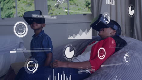 Animation-Von-Symbolen-Und-Datenverarbeitung-über-Ein-Biracial-Mädchen-Mit-VR-Headset