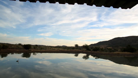 Escena-De-La-Naturaleza-En-Sudáfrica-Al-Atardecer