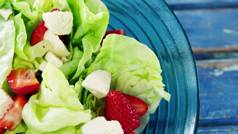 Salad-in-bowl