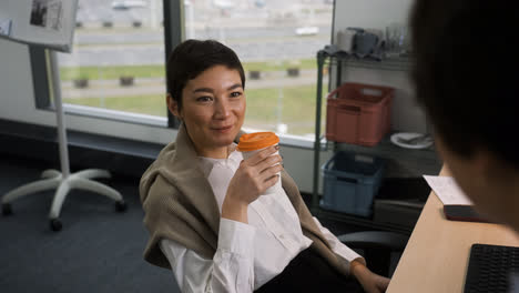 Woman-drinking-coffee