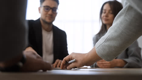 Businesspeople-at-the-office