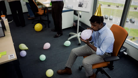 Birthday-party-at-the-office