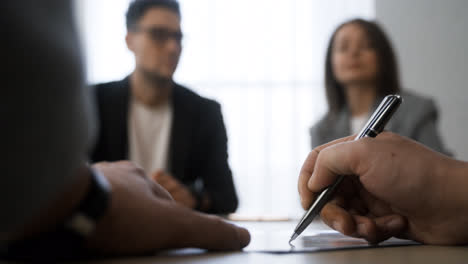 Businesspeople-at-the-office