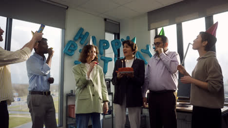 Birthday-party-at-the-office