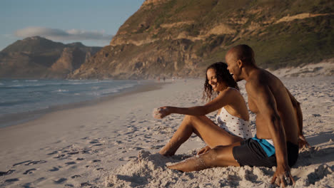 Pareja-En-La-Playa