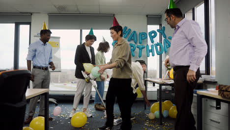 Birthday-party-at-the-office