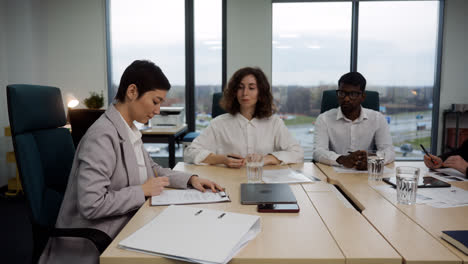 Businesspeople-in-a-meeting